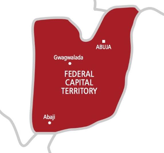 Residents loot department of Agriculture Warehouse in Abuja