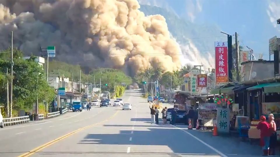 Taiwan struck by 7.4 magnitude earthquake after 25 years