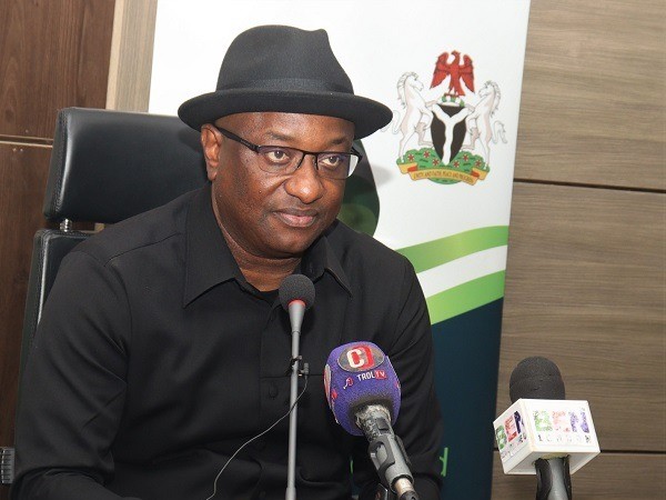 FG to Introduce ‘Fly Nigerian Act’ Mandating Officials to Use Local Airlines