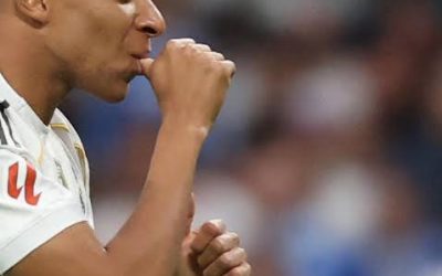 Mbappe’s Late Goal Keeps Real Madrid One Point Behind Barcelona