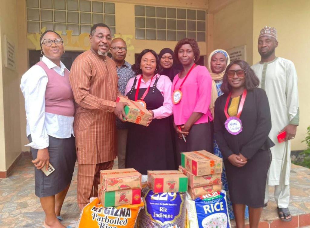 World Teacher Day: El-Amin PTA Celebrates, gifts Teachers
